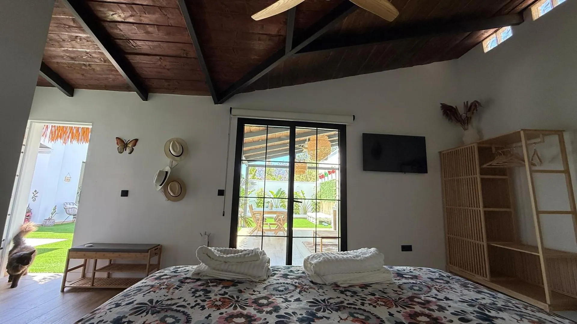Pansiyon Villa Siargao Retamar  İspanya